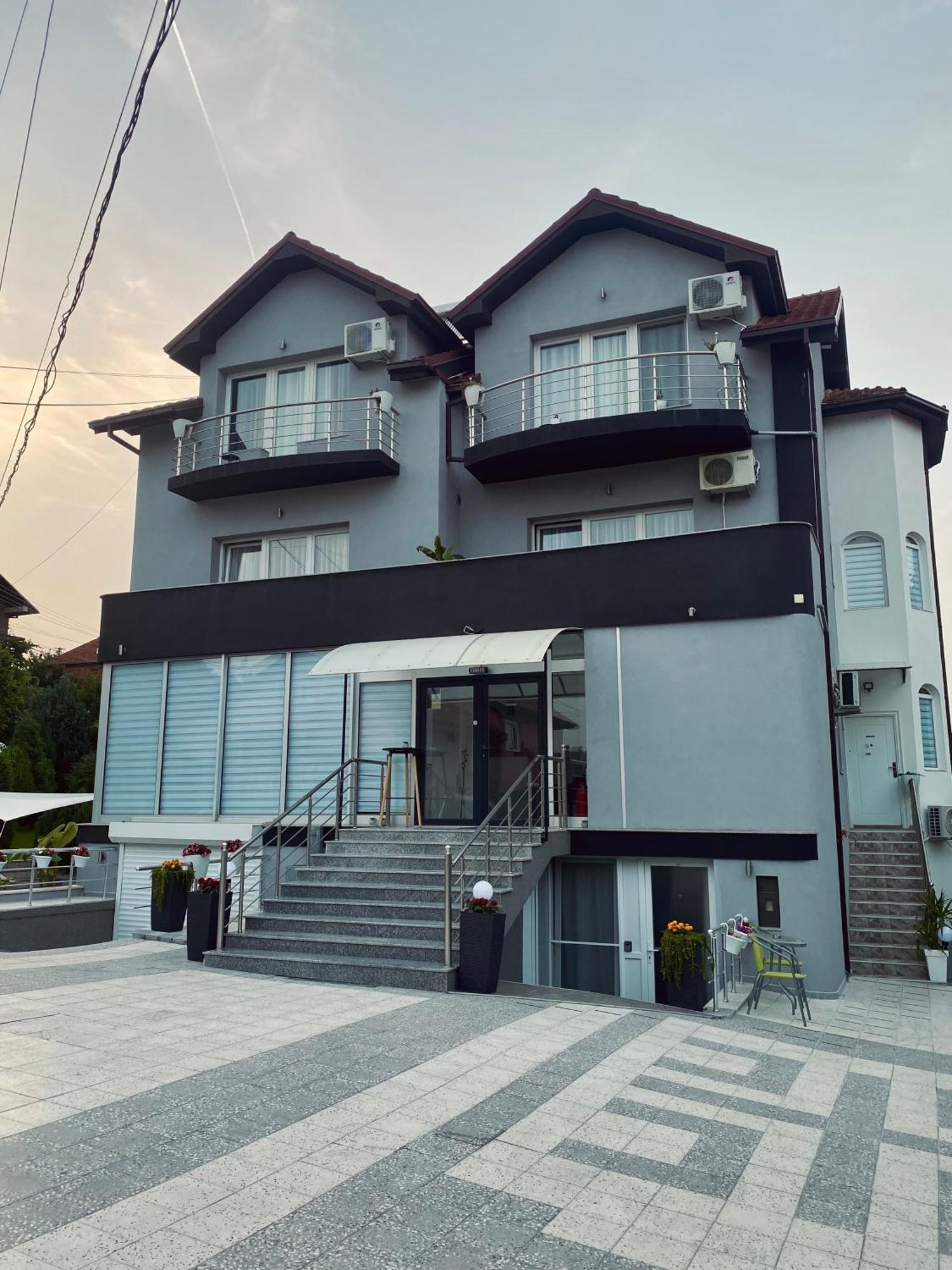 Greenhill Apartments Куманово Екстер'єр фото
